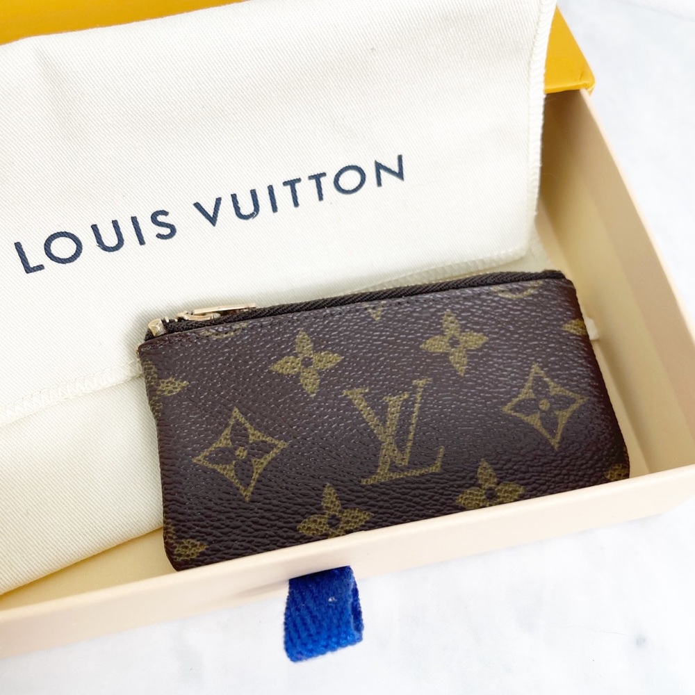 LOUIS VUITTON VINTAGE Monogram Key Cles